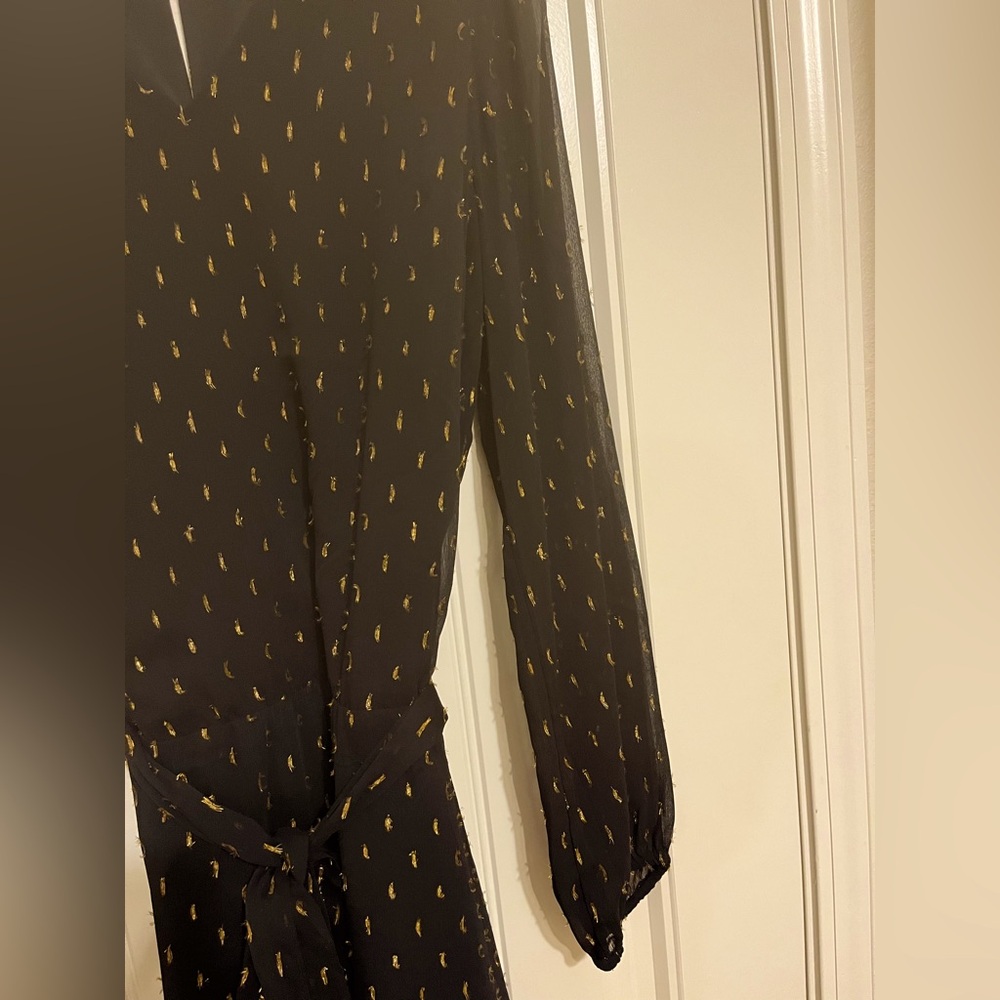 White House Black Market Black and Gold Dress - Picture 3 of 8